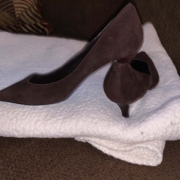 Bandolino Pumps - Picture 3 of 3